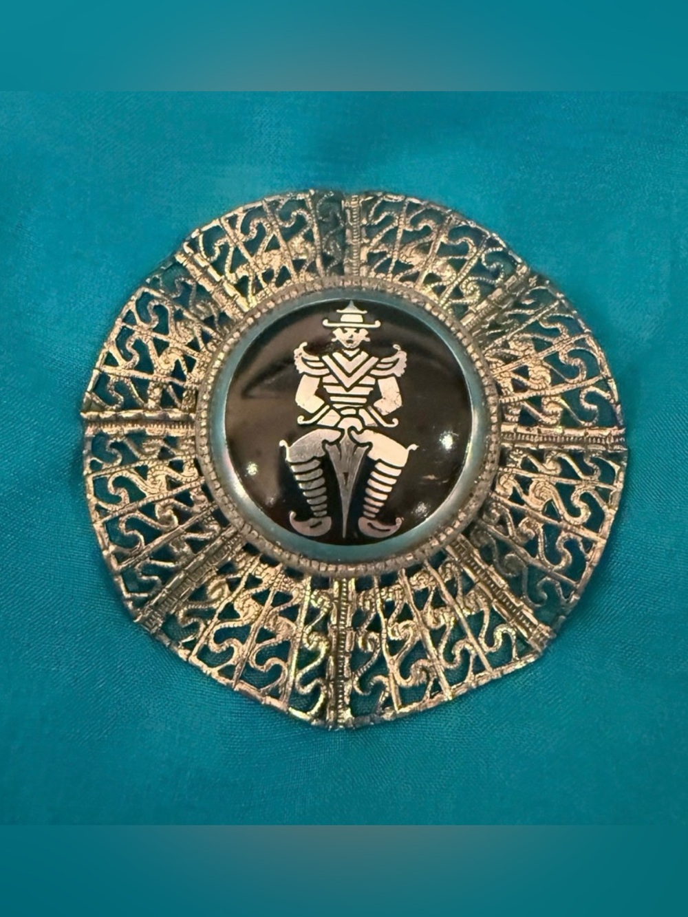 Vintage Siamese Siam Sterling Silver & Black Enamel Niello Filigree Brooch Pin